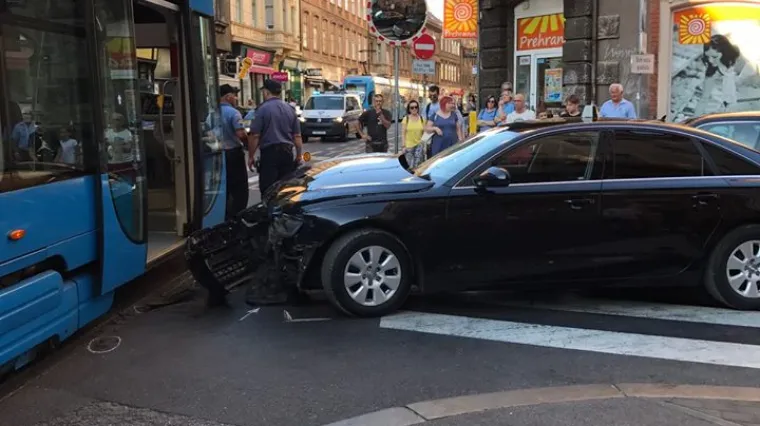 'Bio je totalno blijed. Mislim da mu je pozlilo i prije udara. Pa pogledajte kakva je vani sparina'