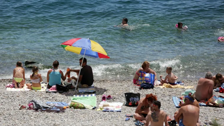 Ljetovanje postaje sve nedostupnije Hrvatima: rje&scaron;enje je, tvrde stručnjaci, poticaj za odmor!