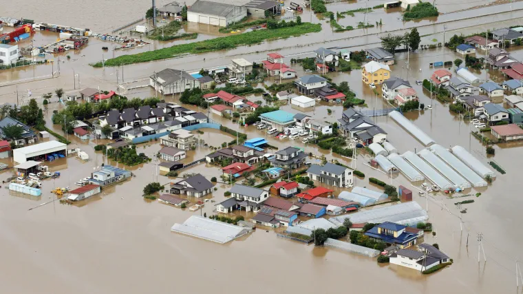 Japanski spasioci nastavljaju potragu za nestalima, ki&scaron;a ne prestaje