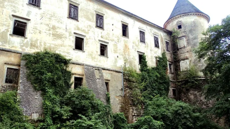 Dvorac star 900 godina, uz samu granicu s Hrvatskom, prodaje se za 370.000 eura