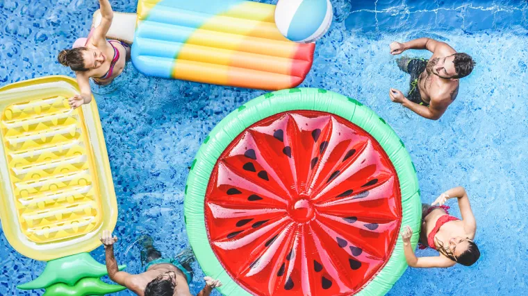 Luftmadarci nikada nisu bili uzbudljiviji, neka zabava počne!