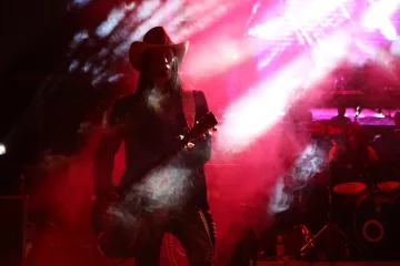 Eric Sardinas nastupio na Thrill Blues Festivalu