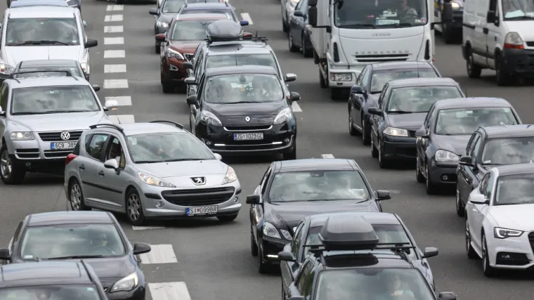 Naoružajte se sa strpljenjem: Pojačan promet, prema Lučkom kolona duga 10 kilometara