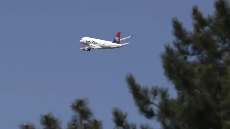 Kasnio avion iz Londona koji je trebao biti u Splitu: razlog navodna dojava o bombi