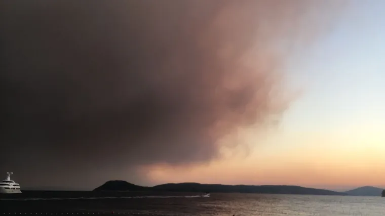 Pokrenuta grupa za pomoć stradalima u požarima: ljudi putem Facebooka nude krov nad glavom