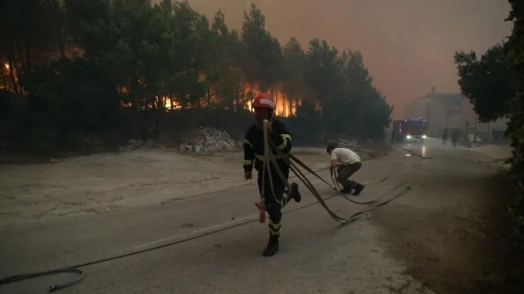 Posljedice požara na splitskom području: lak&scaron;e ozlijeđeno 80 osoba i ogromna materijalna &scaron;teta