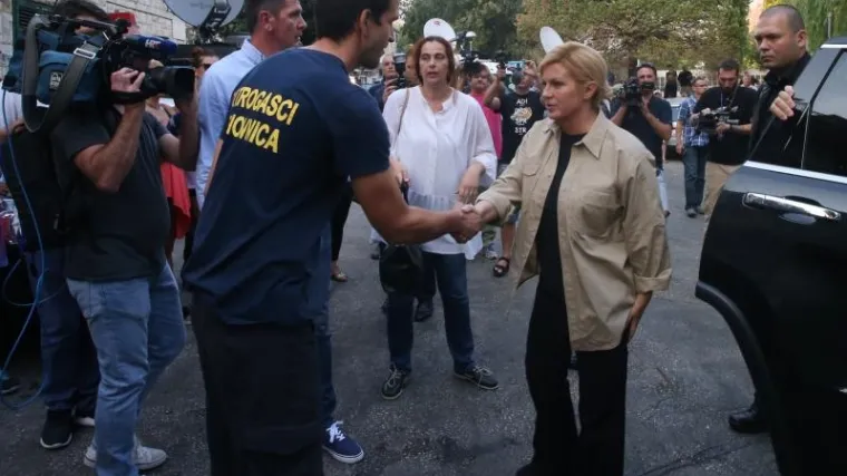 Grabar Kitarović objasnila situaciju oko ministra Krstičevića i vje&scaron;to izbjegla odgovor na iznimno važno pitanje