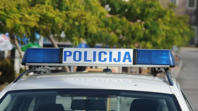 Naoružani i maskirani pljačka&scaron;i pretukli ga i ukrali mu 130 tisuća kuna