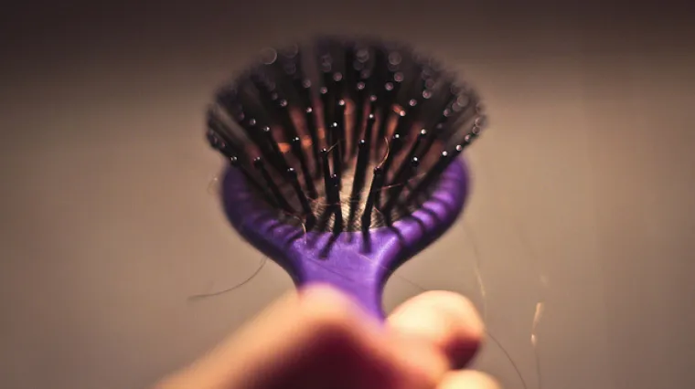 Evo &scaron;to nikako ne smijete raditi s va&scaron;om kosom kada se probudite ujutro