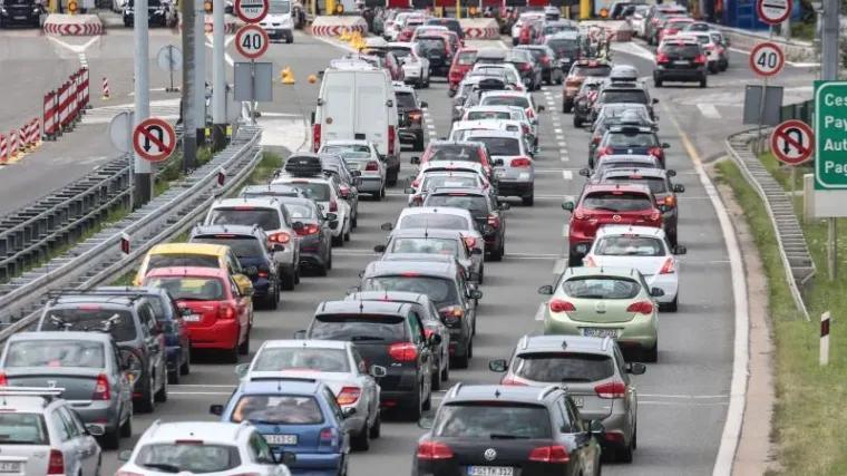 Kolone i zastoji diljem zemlje, provjerite kakva je situacija