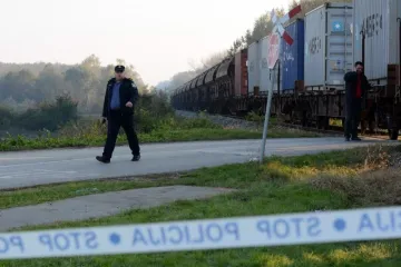 Šefu kolodvora Škrljevo i dalje ugrožen život: navodno razgovarao na mobiteli i nije čuo signale upozorenja