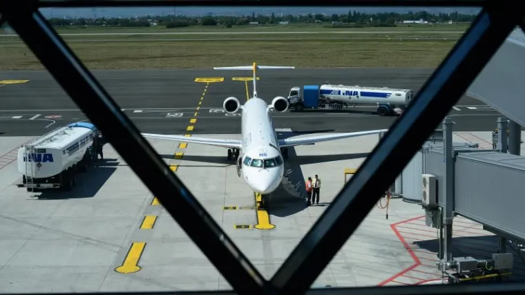 Incident na pisti zagrebačkog aerodroma: sudarili se zrakoplov i vozilo za ukrcaj prtljage