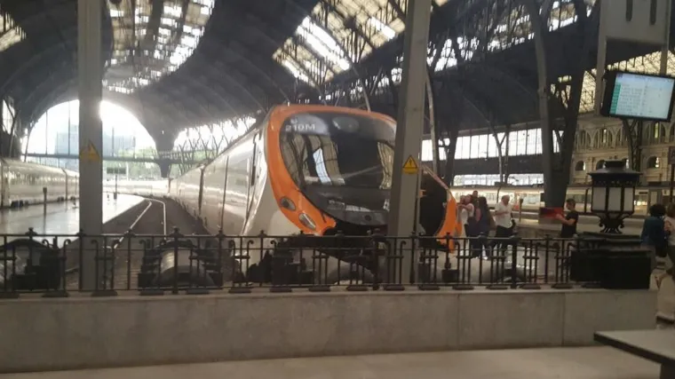 Vlak se zabio u peron u Barceloni: najmanje 48 ozlijeđenih