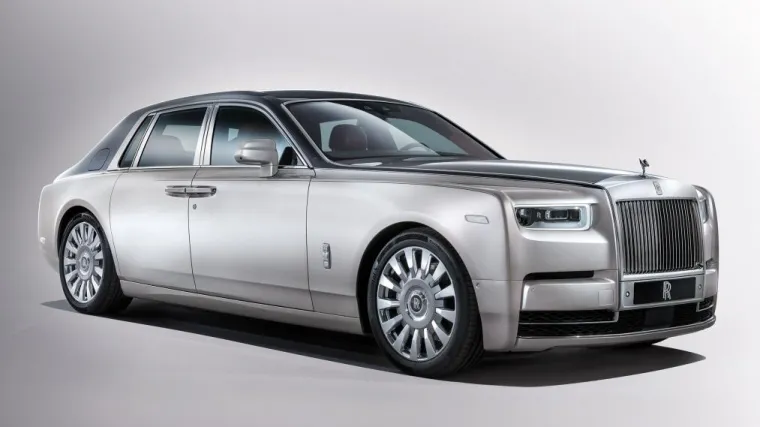 Predstavljen novi Rolls-Royce Phantom, košta čak 2,7 milijuna kuna