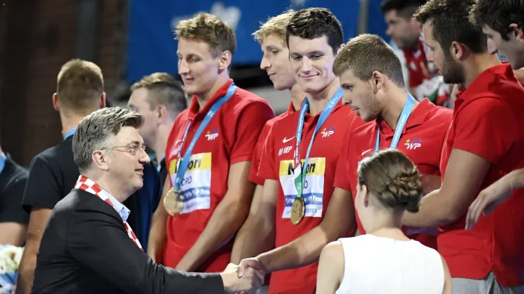 Plenković: 'Nema te kampanje koja može nadomjestiti trenutke kada je cijeli narod uz na&scaron;e vrhunske sporta&scaron;e'