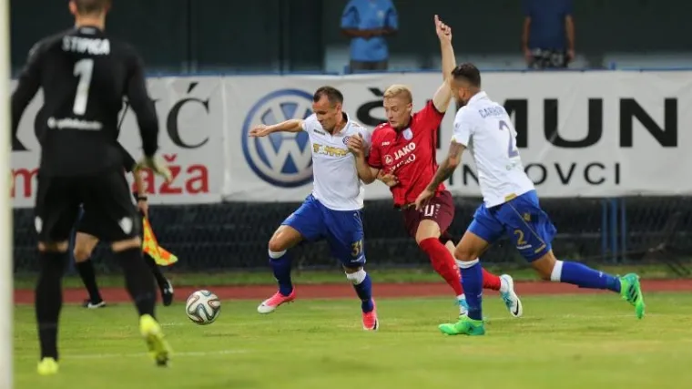 Vitaić s 35 metara izneadio Stipicu, Splićani slavili bez pola momčadi