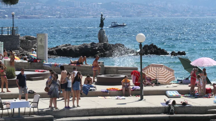 Hrvatska pri samom dnu ljestvice država članica EU-a čije si obitelji ne mogu priu&scaron;titi tjedan dana godi&scaron;njeg odmora