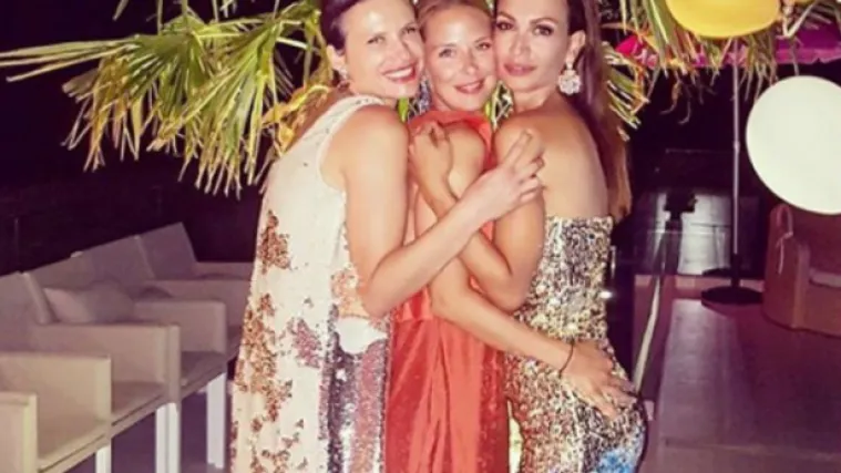 Monika Kravić za 35. rođendan zasjala kao prava diva: Pogledajte njezinu prekrasnu zlatnu kreaciju
