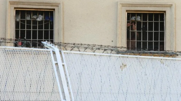 'Cimeri su me vrijeđali, obrijali mi cijelo tijelo pa me silovali sapunom i metlom'