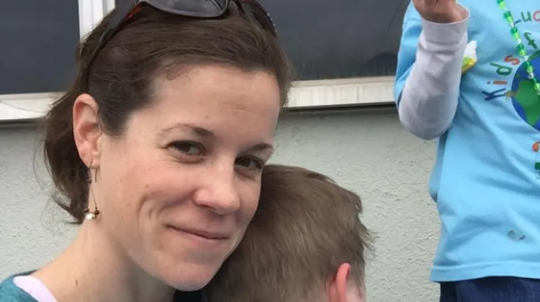 Objava koja je osvojila dru&scaron;tvene mreže: 'Kuća mi je uvijek prljava, ali odlična sam majka! Možemo li prestati s osuđivanjem?!'