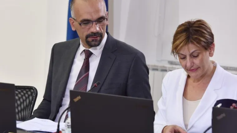 Vlada u Kninu usvaja Zakon o braniteljima, Jelić: 'Grad je u ozbiljnim problemima, prijeti nam potpuni nestanak Knina'