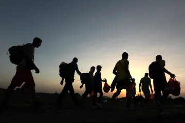 Unatoč popunjenim kapacitetima, Njemačka će opet vraćati migrante u Grčku