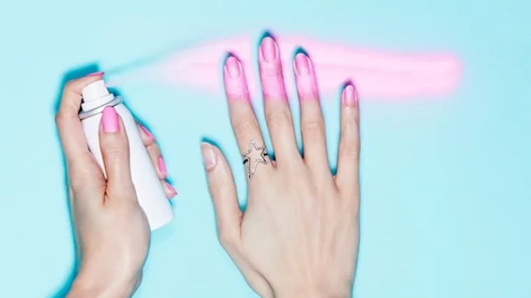 Za uklanjanje laka za nokte nije vam potreban isključivo aceton