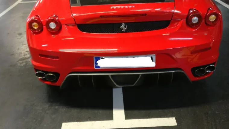 'Para može&scaron; imati kao blata, ali pristojnost se ne može kupiti': Glava&scaron;ević objavio fotografiju koja izazvala burnu raspravu