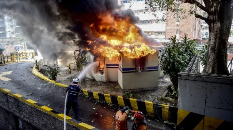 Venezuelske vlasti tragaju za vođama napada na vojnu bazu