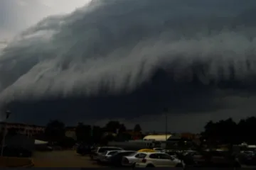 Istrijani u panici: nad Italijom se razvila ogromna oluja, a putuje prema našem najvećem poluotoku