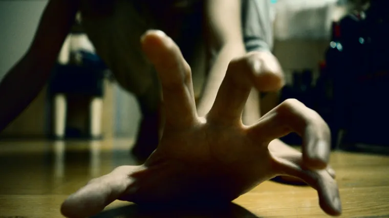 'Odgajateljica u vrtiću otresla je dijete vi&scaron;e puta o pod misleći da je nitko ne vidi'