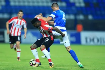 Osijekov as jo&scaron; uvijek čeka Ajax, ali u igru se ubacio novi velikan