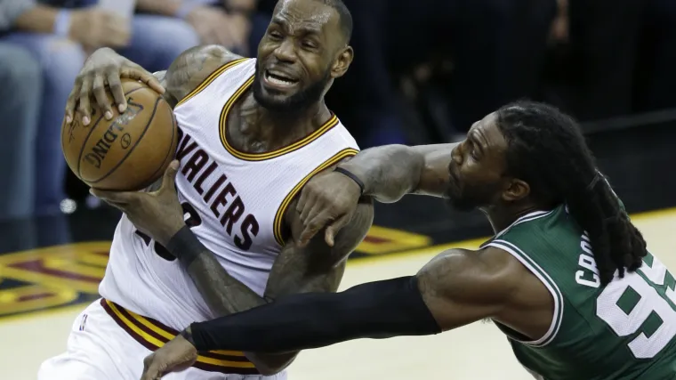 LeBron James optužio Trumpa da vraća u modu rasnu mržnju