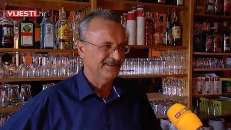 Razgovarali smo s čovjekom koji je skinuo ploču s Titovim imenom: 'Tabla je preko granice - nemojte je tražiti!'