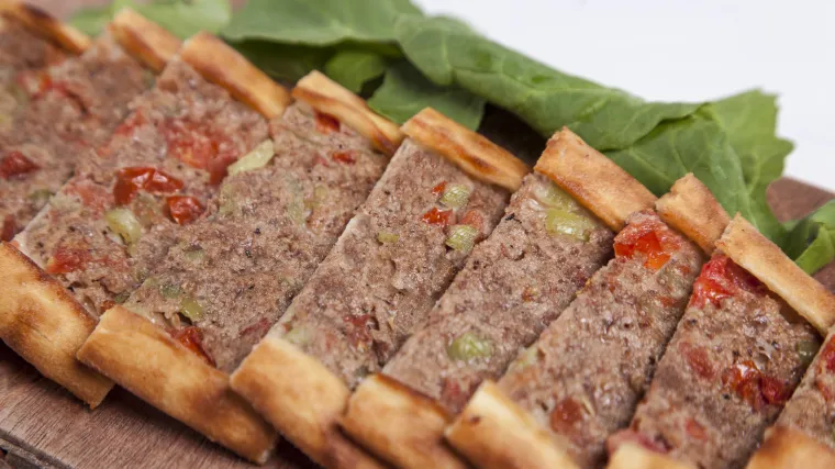 Najbolje od oba jela: pizza lazanje koje će i klinci s gu&scaron;tom jesti