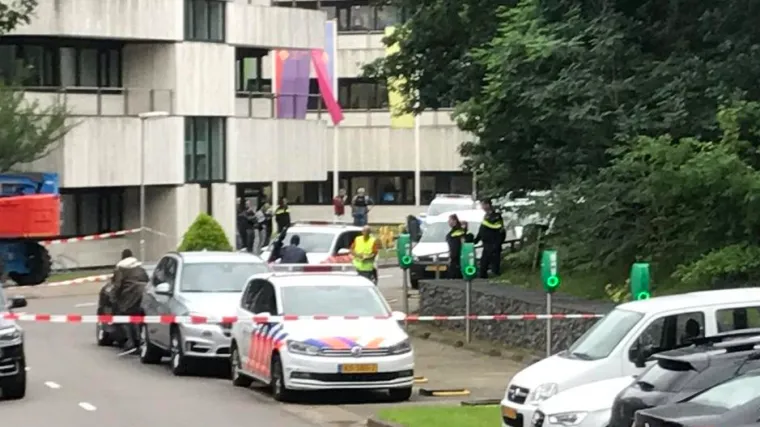 Mu&scaron;karac zatočio ženu, policija upala u zgradu