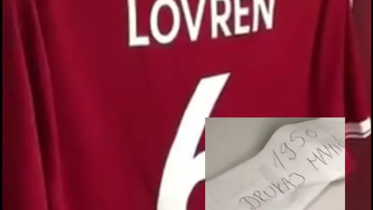 Navijači Hajduka posjetili Anfield i ostavili poruku Dejanu Lovrenu