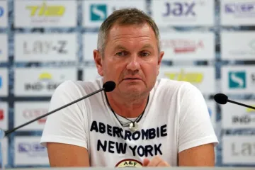 Rijekin trener odgovorio igraču koji kaže da je arogantan i da mu 'dvije treba stisnuti'