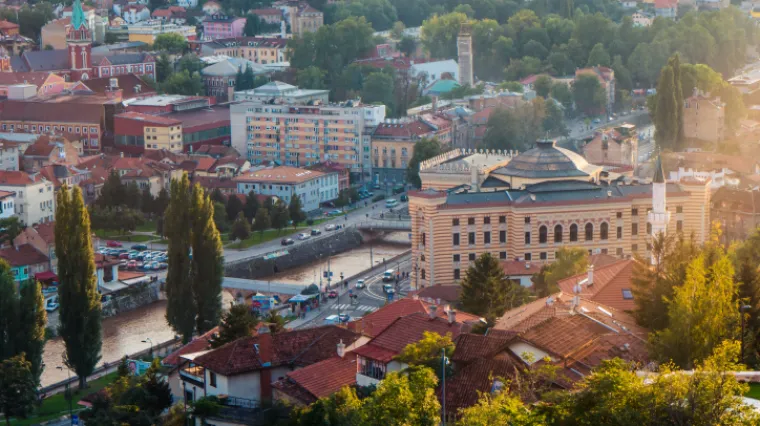 U BiH &Scaron;KOLU NAZVALI PO USTA&Scaron;KOM SIMPATIZERU: 'Glorificiraju antesemita koji je veličao Hitlera'