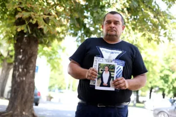 'Napunili su joj glavu glupostima, pričali bajke i tjerali na udaju'