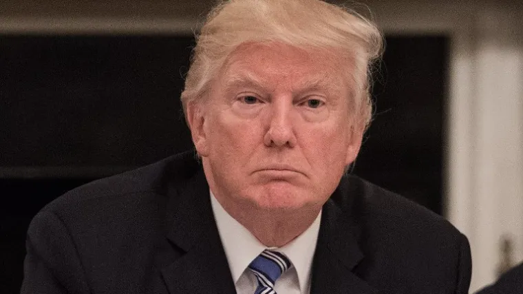 'Steže se obruč istrage o golemom skandalu s Rusijom, Trump će biti prisiljen dati ostavku'