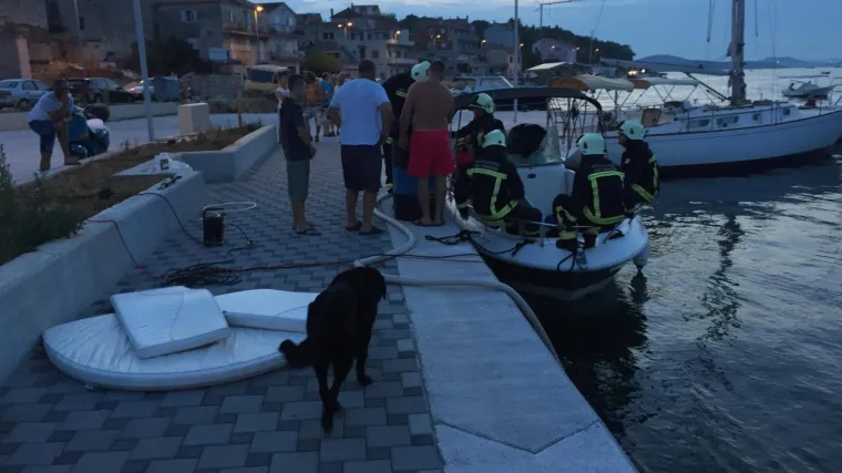 Ulili gorivo u krivu rupu: zbog pogre&scaron;ke zamalo do&scaron;lo do eksplozije glisera u Mandalinu