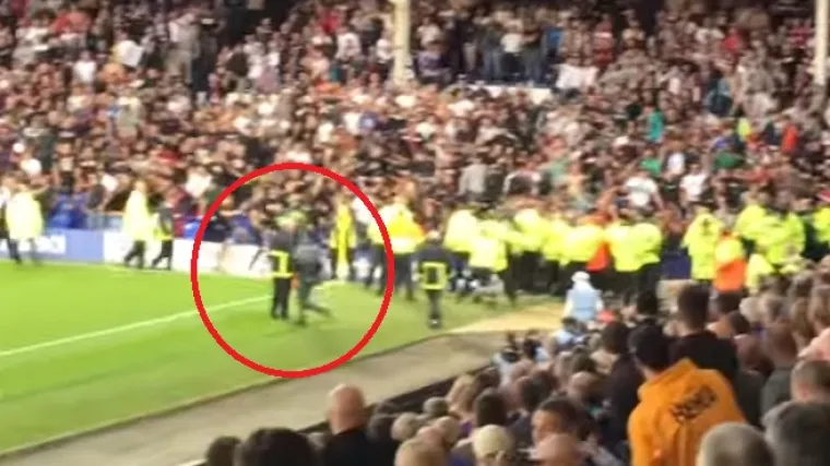 Pojavila se snimka koja baca potpuno drugo svjetlo na nerede u Liverpoolu