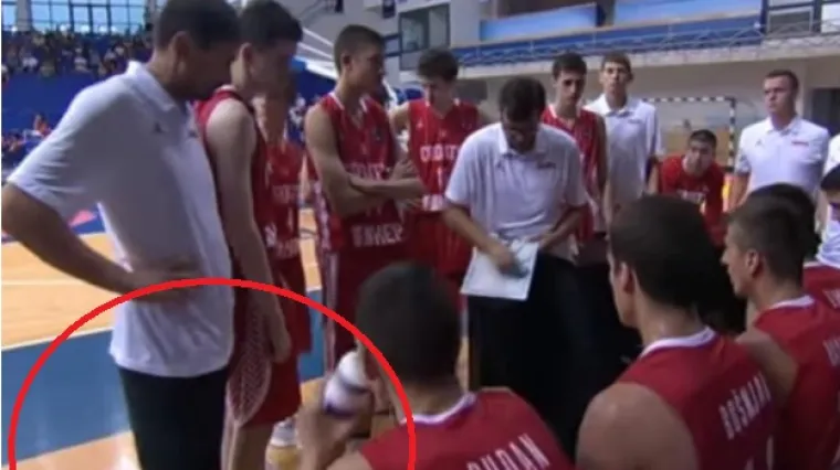 Ko&scaron;arka&scaron;i Hrvatske u borbi za broncu zaigrali pod srpskom zastavom