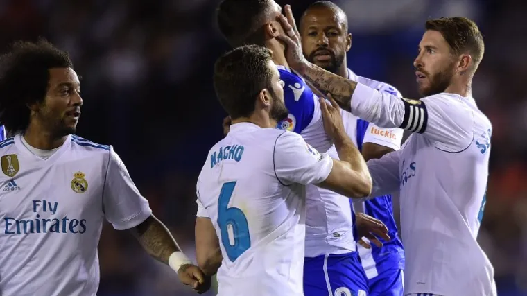 Madriđani razbili Deportivo, Kroos zabio golčinu, Ramos pocrvenio
