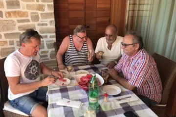 'Susreli se stari prijatelji ' Šeks, Glavaš, Kalmeta i Šale zajedno na večeri u Zadru