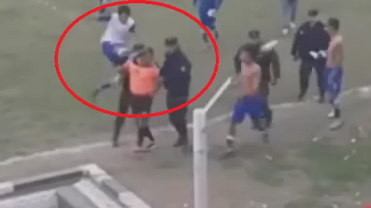 Igrači pretukli nogometnog suca, nesretnik je jedva izvukao živu glavu