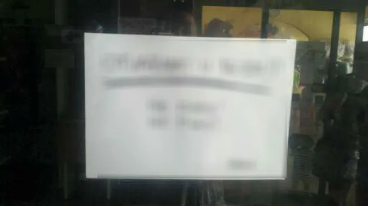 Ostavio je nimalo suptilnu poruku na vratima