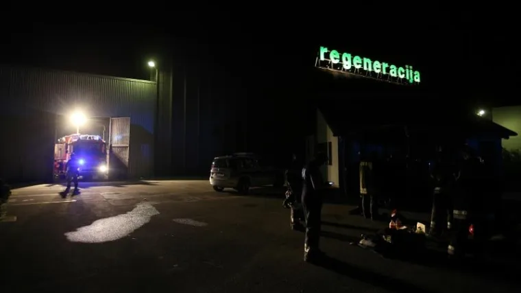 Buknuo požar u zabočkoj tvornici tekstila: gasitelji uspjeli lokalizirati vatru