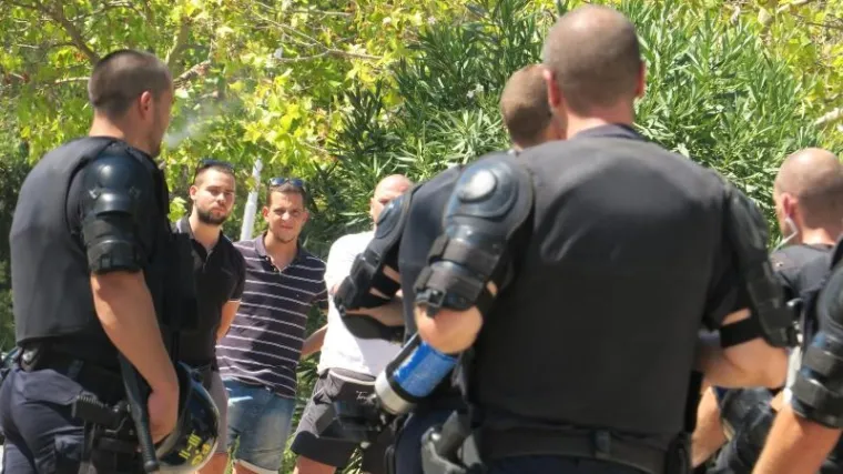 Trojica Engleza napadnuta, jedan navijač Evertona zavr&scaron;io u bolnici, uhićene tri osobe